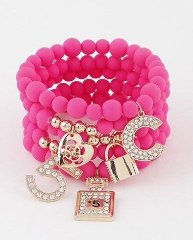 Accessories R Us